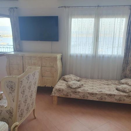 Villas And Suites La Coraillere Resort 泰晤勒·苏尔·梅尔 外观 照片